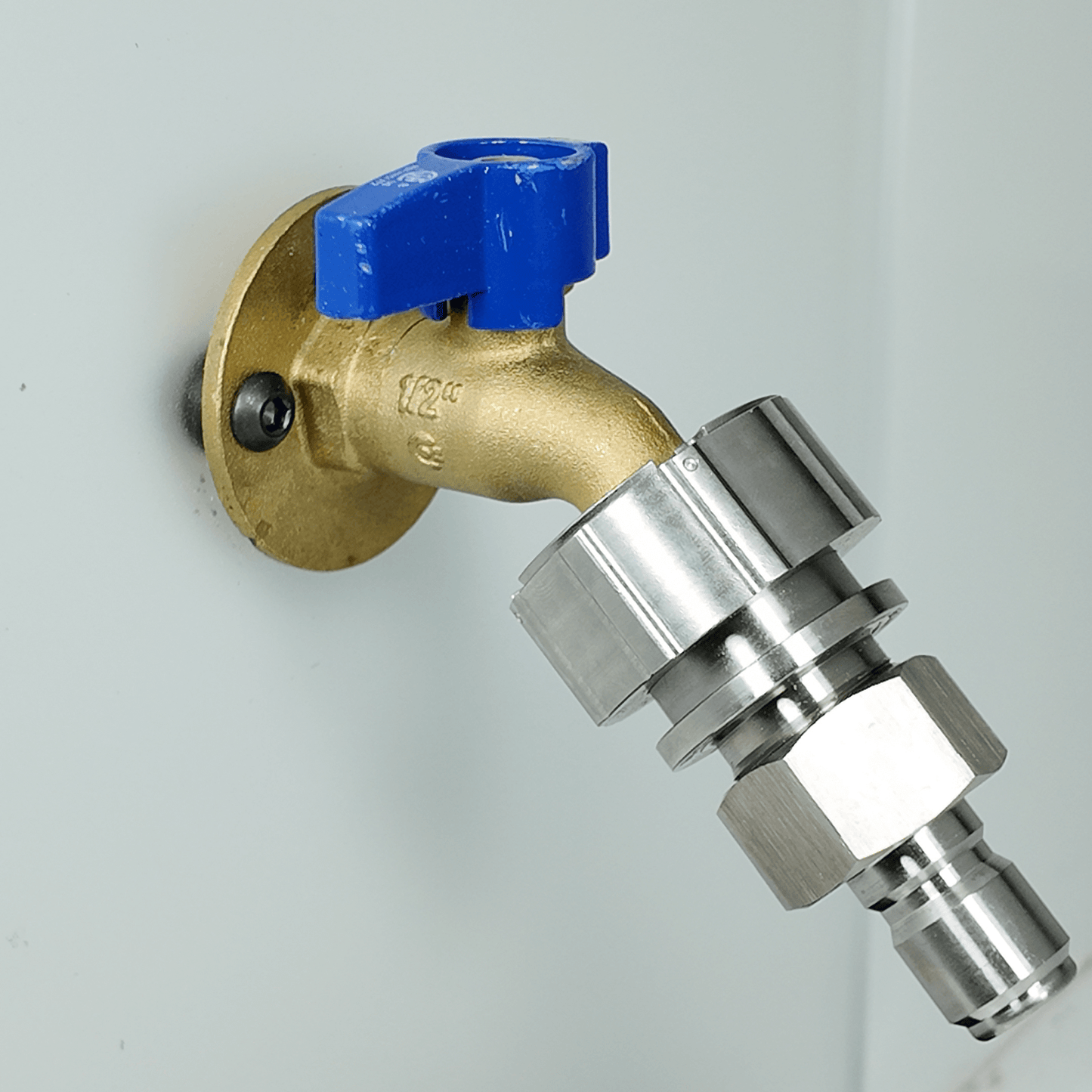 Hose Shark – Quarter Turn Quick Connect Adapter